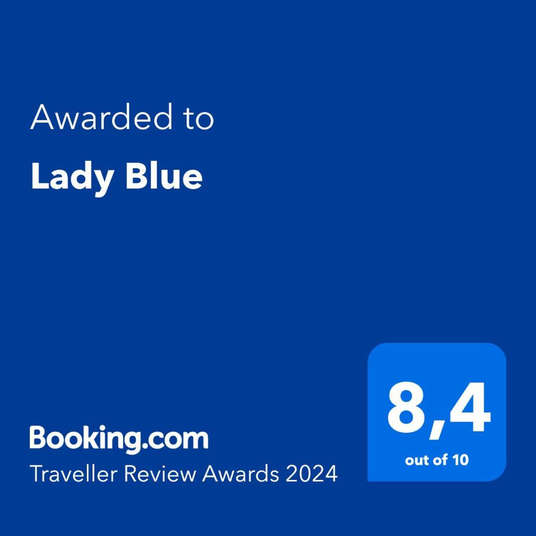 Lady Blue *